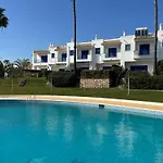 Moradia 3 - Jardim Da Oura - 700m Da Do De Sao Joao 度假居