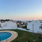 Moradia 3 - Jardim Da Oura - 700m Da Do De Sao Joao 度假居 *