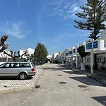 Moradia 3 - Jardim Da Oura - 700m Da Do De Sao Joao 阿尔布费拉
