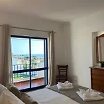 別荘 Moradia 3 - Jardim Da Oura - 700m Da Do De Sao Joao アルブフェイラ