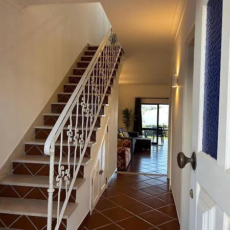 Vakantiehuis Moradia 3 - Jardim Da Oura - 700m Da Do De Sao Joao Albufeira