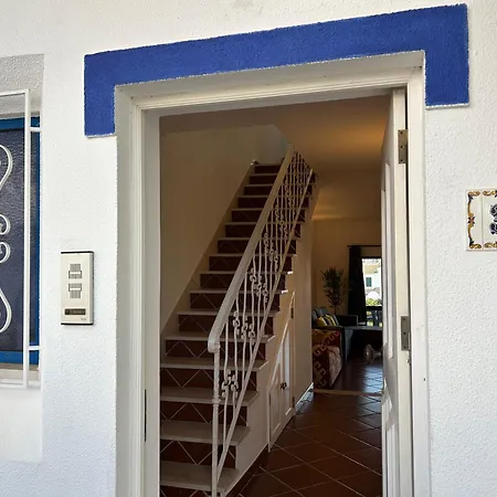 Holiday home Moradia 3 - Jardim Da Oura - 700m Da Do De Sao Joao