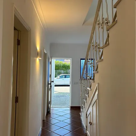 Holiday home Moradia 3 - Jardim Da Oura - 700m Da Do De Sao Joao